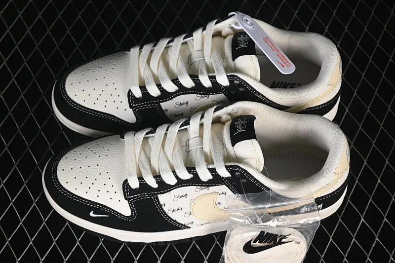 All categories Nk SB Dunk Series Nk SB Dunk Low High-end customized low-top sneakers Nike SB Dunk Low Stusi co-branded rice scale hook Anniversary high-end customized low-top casual sneakers XS6089-634